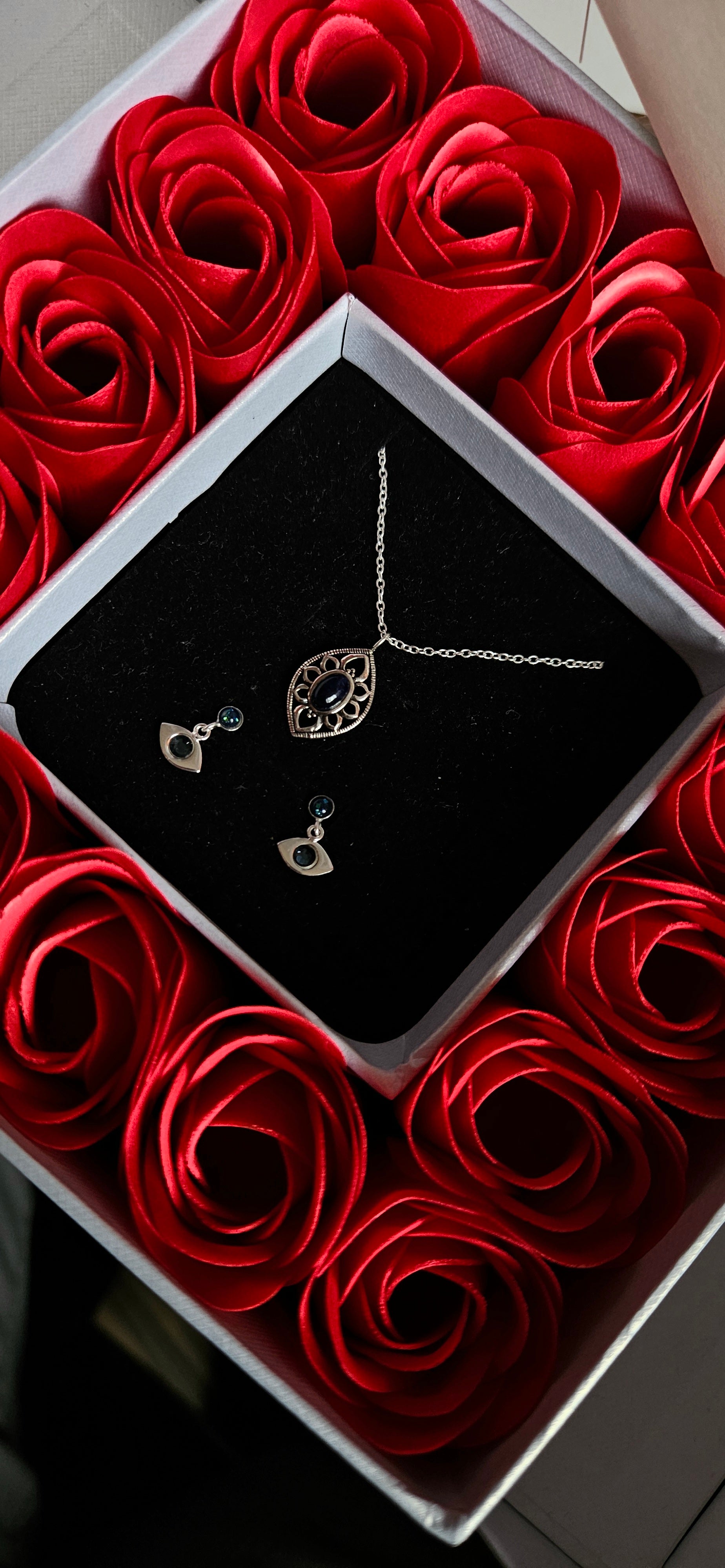 Antique - Féldrágaköves ékszerszett